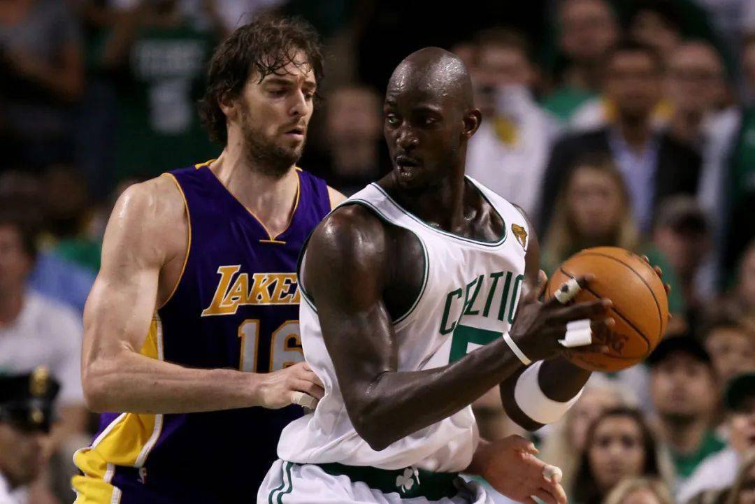 在现代足球 在现代足球